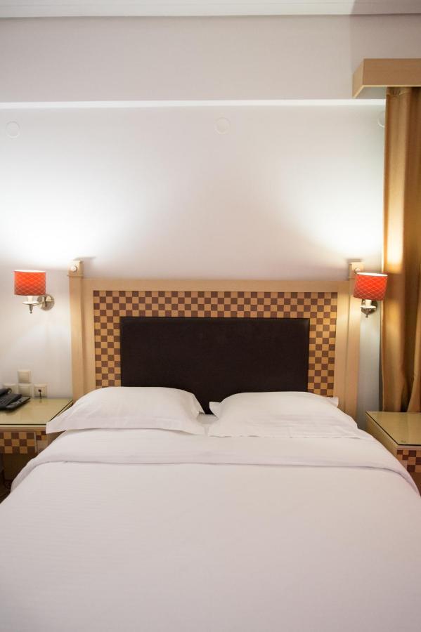 Premier Agrinio Heart Hotel Ngoại thất bức ảnh