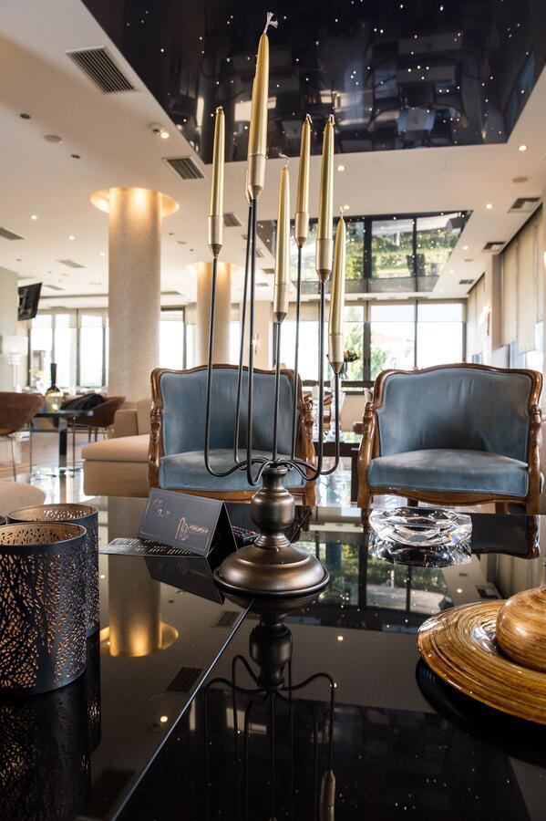 Premier Agrinio Heart Hotel Ngoại thất bức ảnh