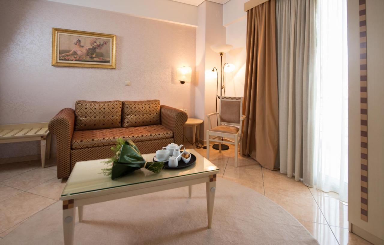 Premier Agrinio Heart Hotel Ngoại thất bức ảnh