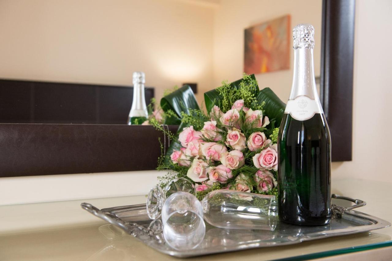 Premier Agrinio Heart Hotel Ngoại thất bức ảnh