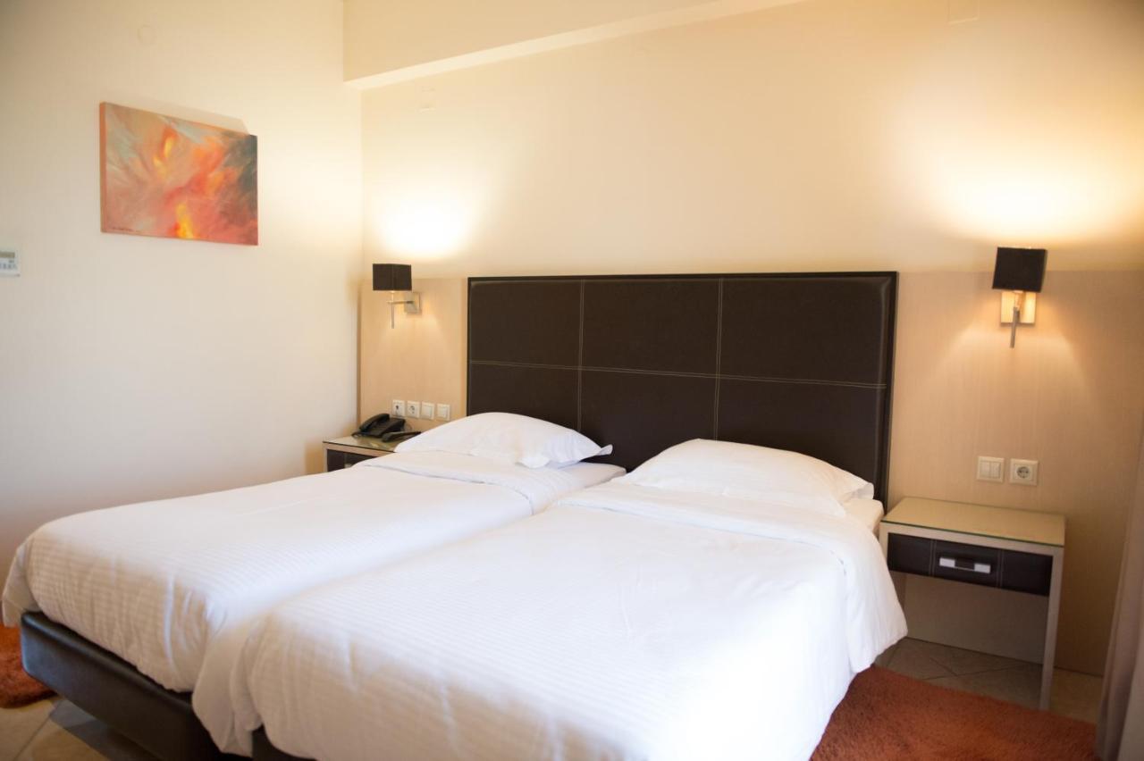 Premier Agrinio Heart Hotel Ngoại thất bức ảnh