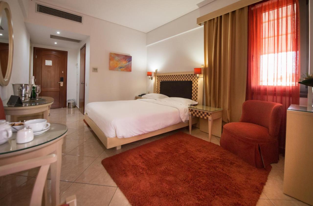 Premier Agrinio Heart Hotel Ngoại thất bức ảnh