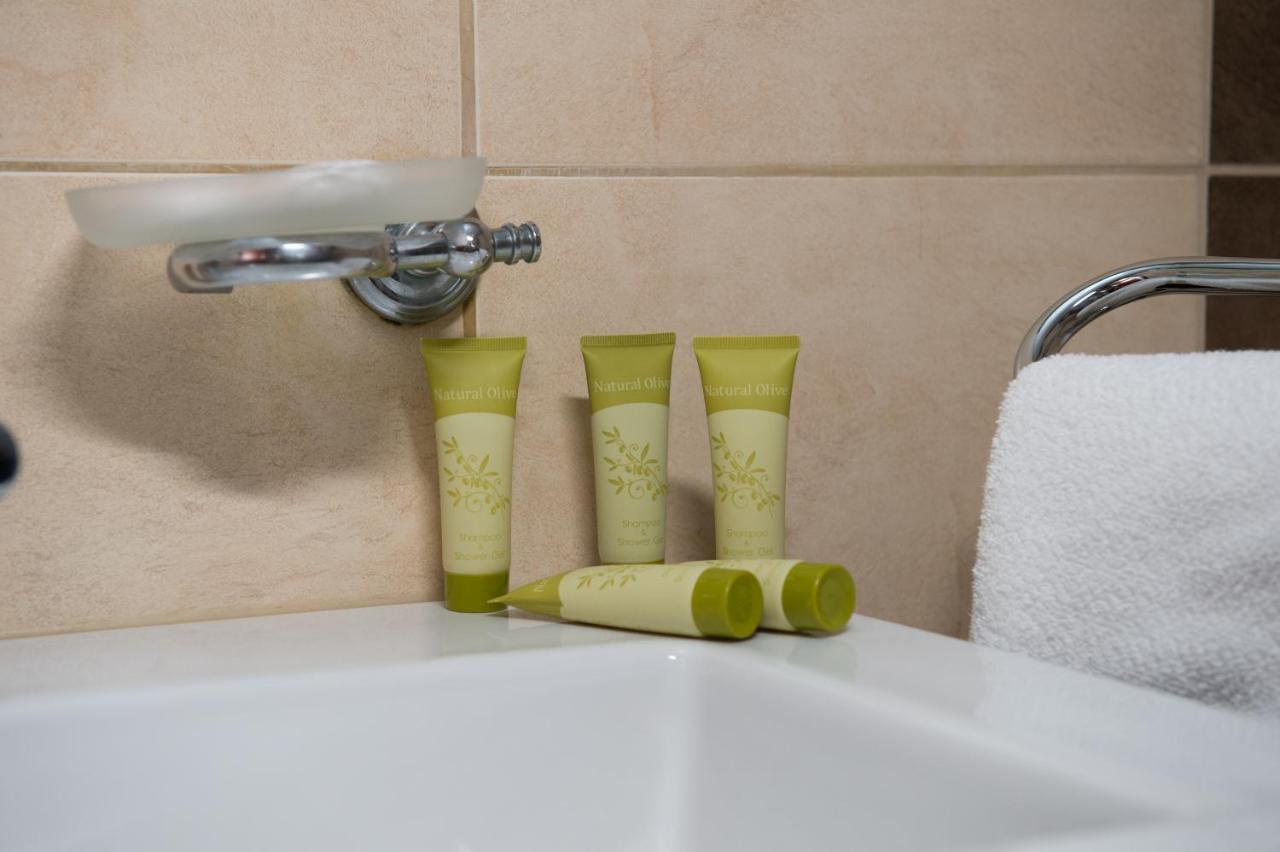 Premier Agrinio Heart Hotel Ngoại thất bức ảnh