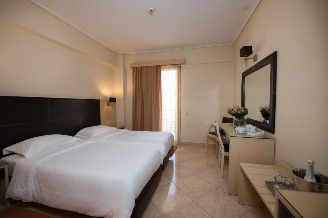 Premier Agrinio Heart Hotel Ngoại thất bức ảnh